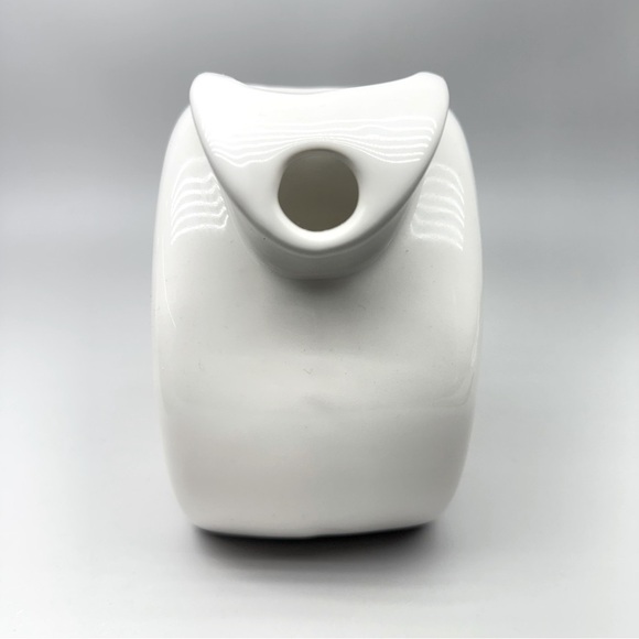 Vintage Feltman Langer USA Pottery
MCM White Ceramic Circle Pitcher - Picture 4 of 14